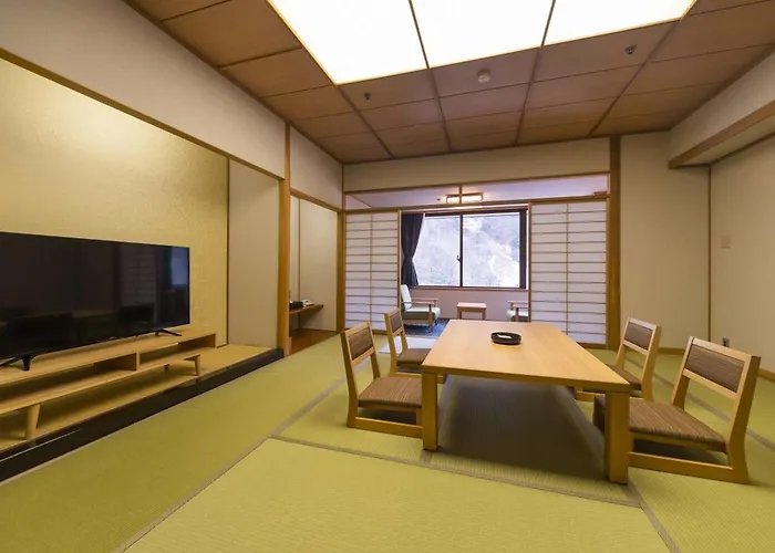 Kurobe Unazukionsen Yamanoha
